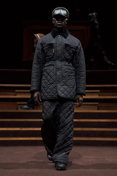 Look 23